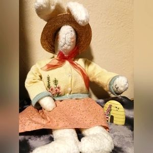 17 Inch Artisian Flair Bunny